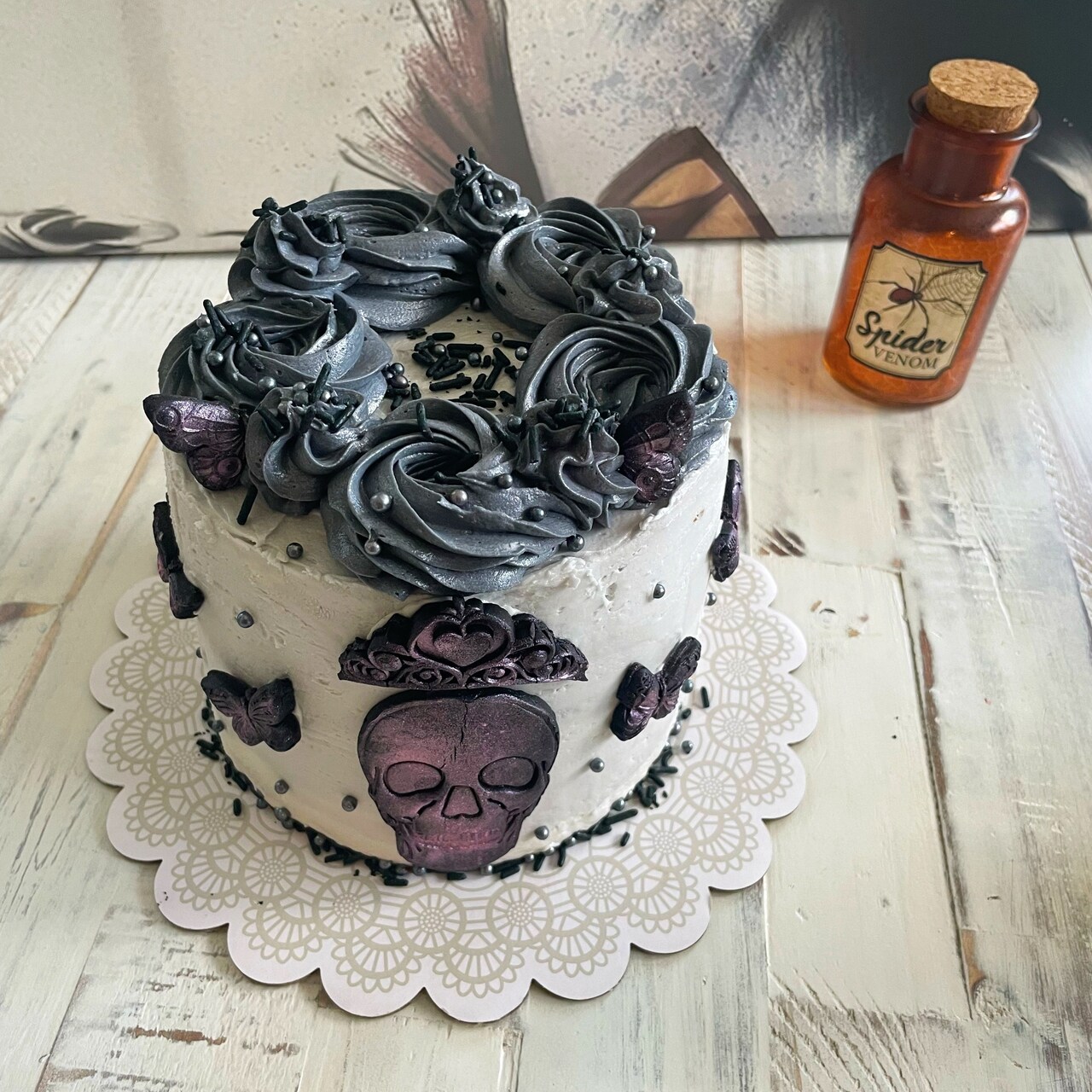 Halloween Skull - Butterfly Cake